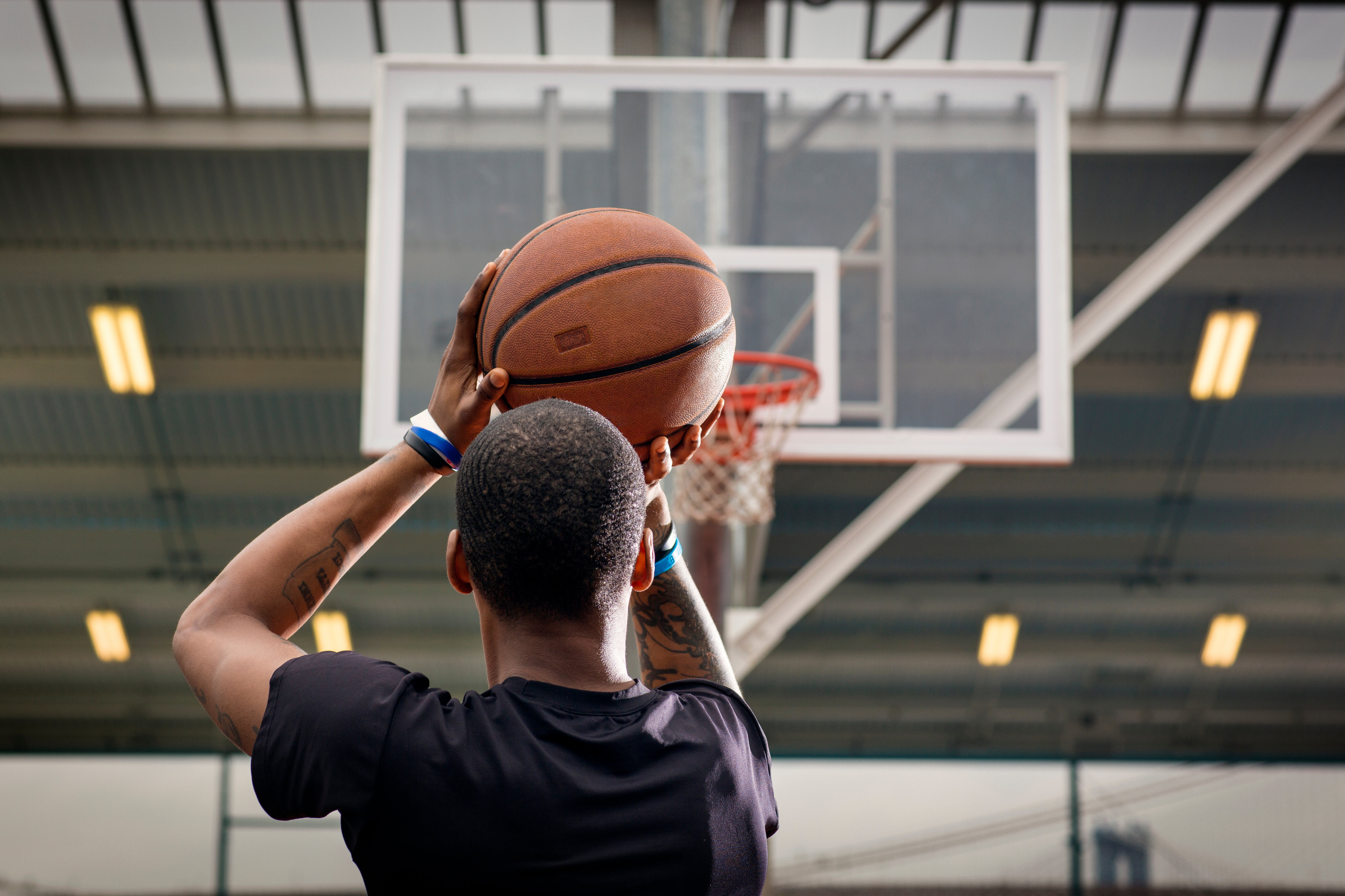 Join Games - Player shooting basketball